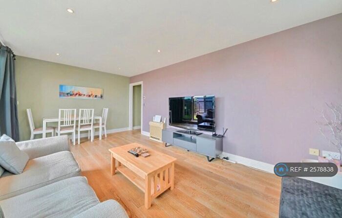 2 Bedroom Penthouse To Rent In Uno Apartments, Bromley, BR1