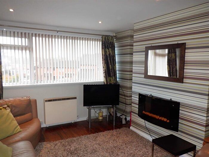 2 Bedroom Flat To Rent In Leander Avenue, Stakeford, Choppington, NE62