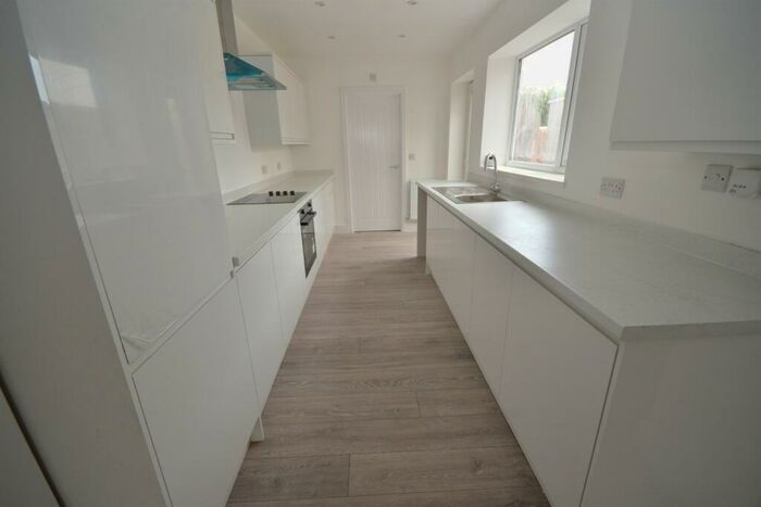 2 Bedroom Cottage To Rent In Wynyard Street, Silksworth, SR3