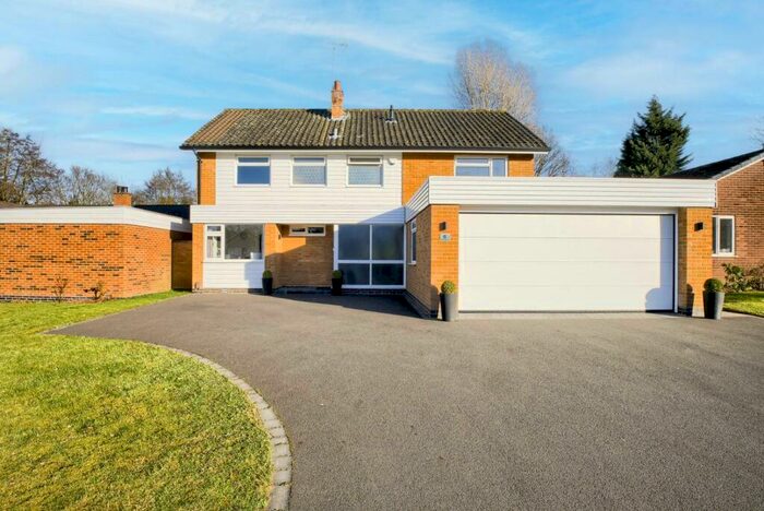 4 Bedroom Detached House To Rent In White House Way, Solihull, B91