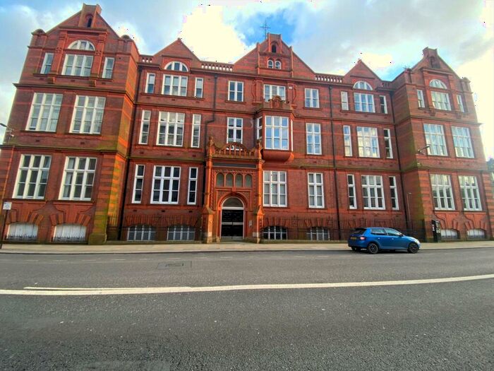 1 Bedroom Flat To Rent In Great Moor Street, Bolton, BL1