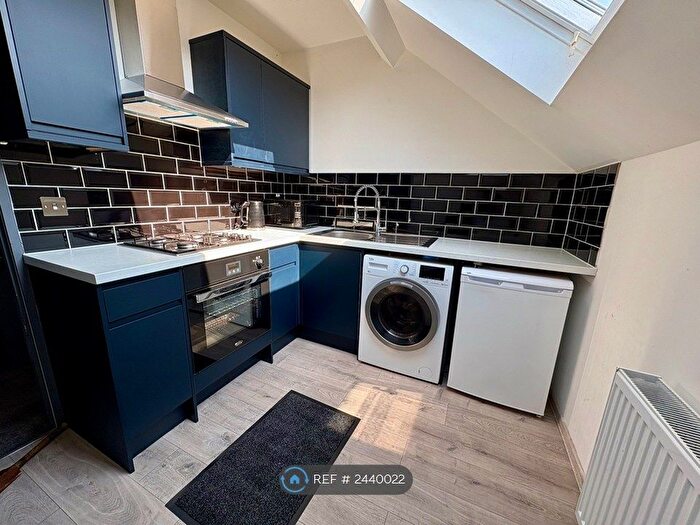 2 Bedroom Flat To Rent In Agnes Road, Barnsley, S70