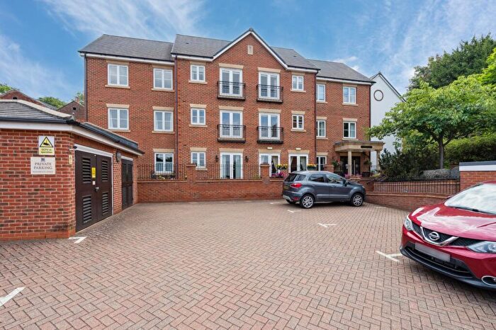 2 Bedroom Retirement Property For Sale In Queen Street, Hitchin, SG4