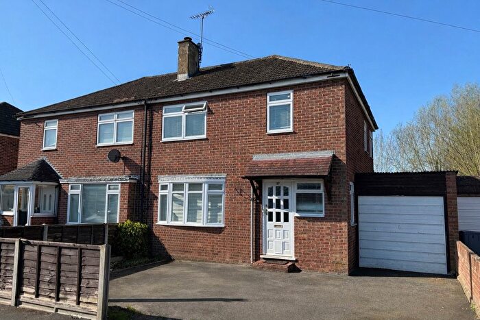 3 Bedroom Semi-Detached House For Sale In Ayebridges Avenue, Egham, Surrey, TW20