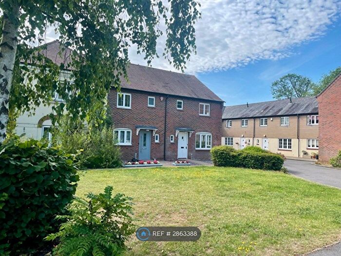 3 Bedroom Semi-Detached House To Rent In Cracklewood Close, Ferndown, BH22