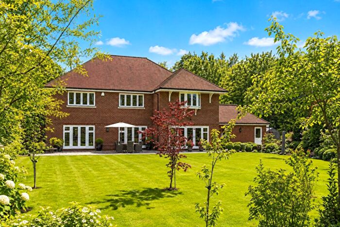 5 Bedroom Detached House For Sale In Bracken Lane, Cranleigh, GU6