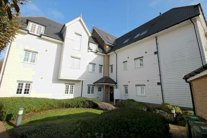 2 Bedroom Flat To Rent In Axial Drive, Colchester, Essex, CO4