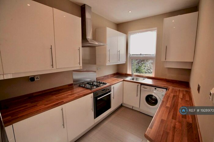 2 Bedroom Maisonette To Rent In Verdant Lane, London, SE6