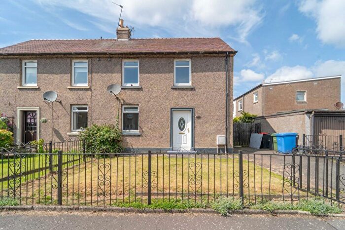 3 Bedroom Semi-Detached House For Sale In Margaret Avenue, Bathgate, EH48