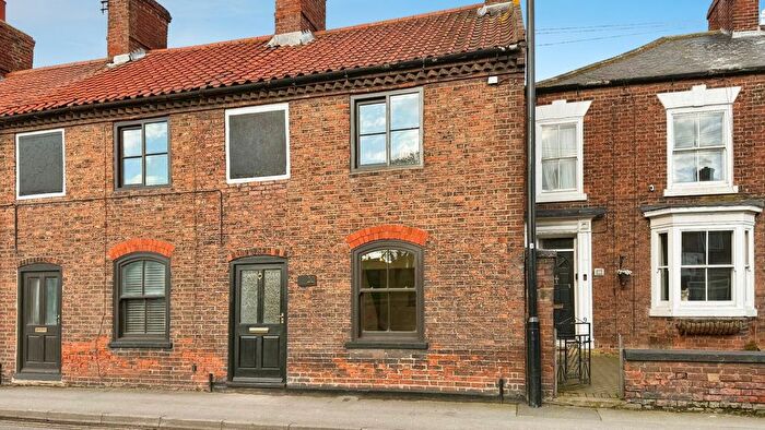2 Bedroom End Terrace House For Sale In Holydyke, Barton-Upon-Humber, Lincolnshire, DN18