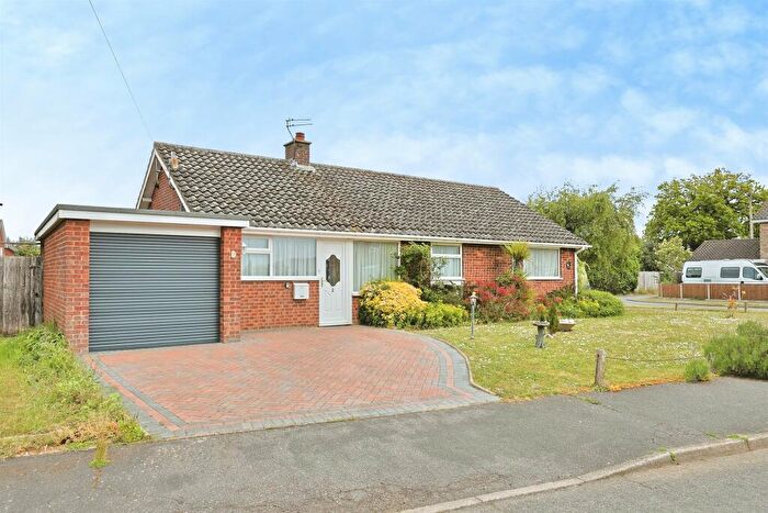 3 Bedroom Detached Bungalow For Sale In Loombe Close, Swanton Morley, Dereham, NR20