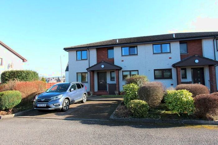 2 Bedroom Ground Flat To Rent In Muirfield Court, Kingsmills, Inverness., IV2