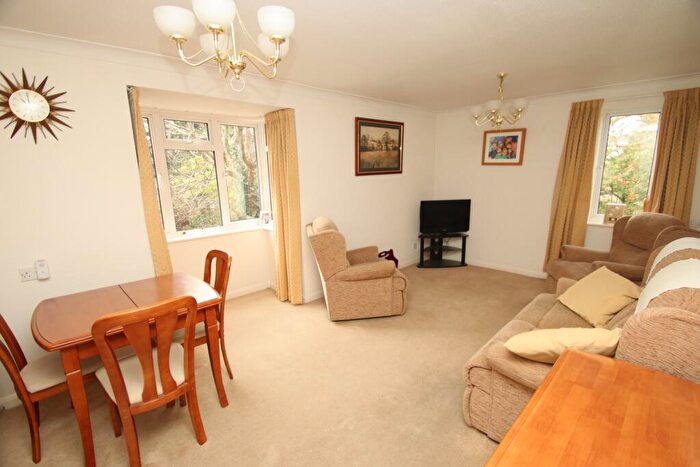1 Bedroom Retirement Property For Sale In Wellbrook Road, Locksbottom, BR6