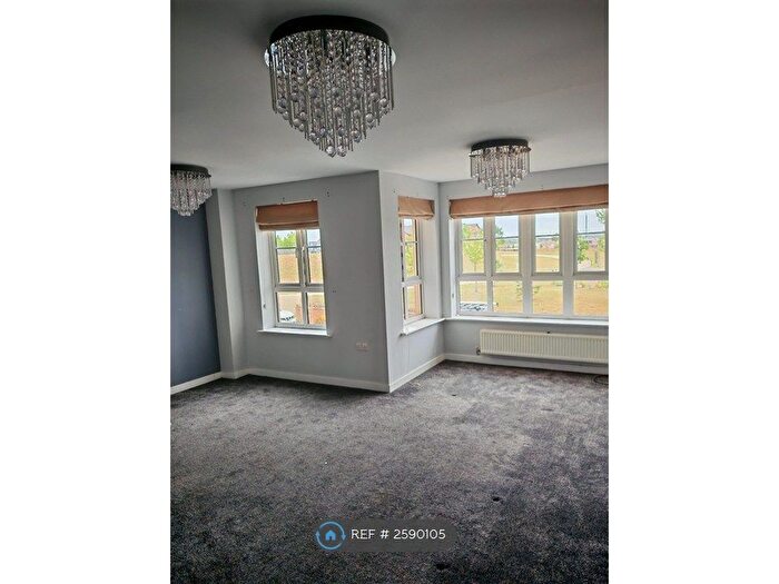 4 Bedroom Semi-Detached House To Rent In Parkview, Corby, NN17