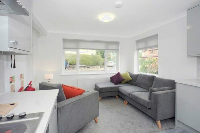 5 Bedroom Detached House To Rent In Charnwood Avenue, Beeston, Nottingham, NG9