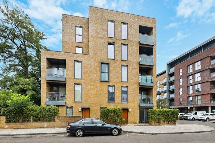 1 Bedroom Flat To Rent In Tewkesbury Road, West Ealing, W13