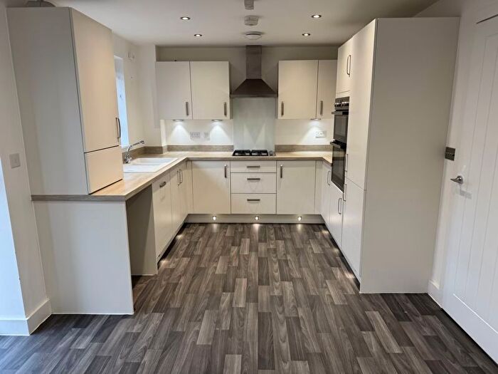 3 Bedroom Property To Rent In York Road, Priorslee, Telford, TF2