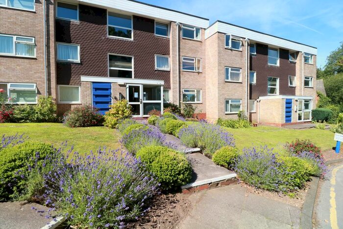 2 Bedroom Flat To Rent In Ulverley Crescent, Solihull, B92
