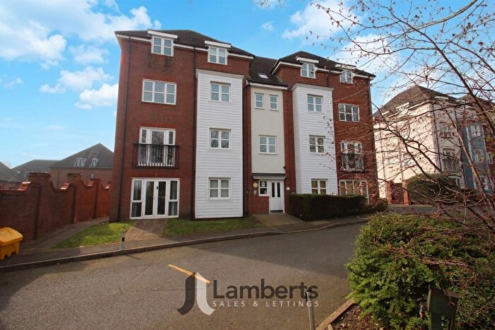 2 Bedroom Flat For Sale In Shottery Close, Ipsley, B98