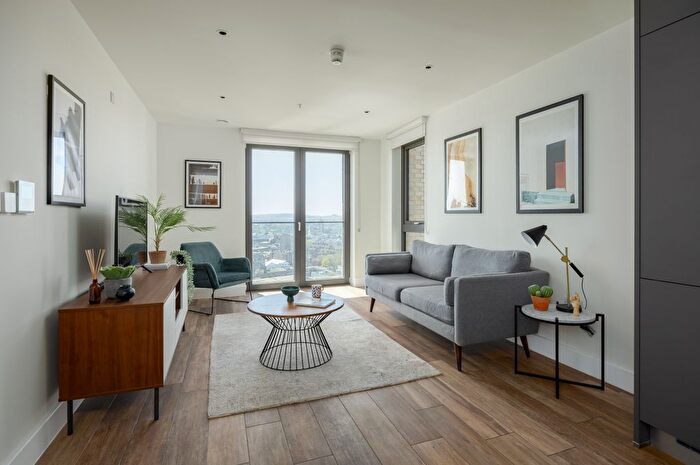 1 Bedroom Flat To Rent In Mallow Walk, Greenwich, SE8