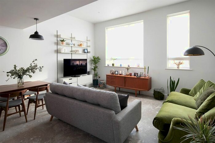 3 Bedroom Flat To Rent In Teesdale Street, Bethnal Green, London, E2