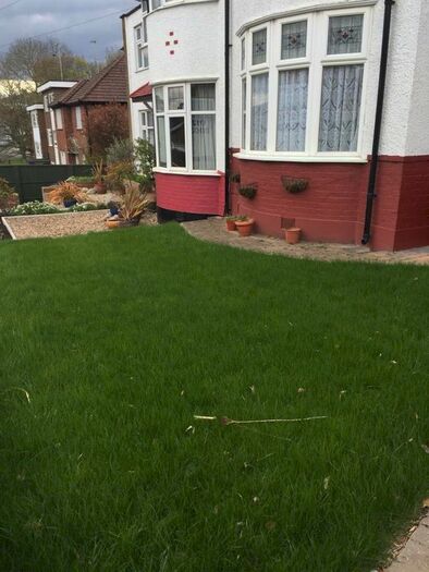 3 Bedroom Property To Rent In Torrington Grove, London, N12