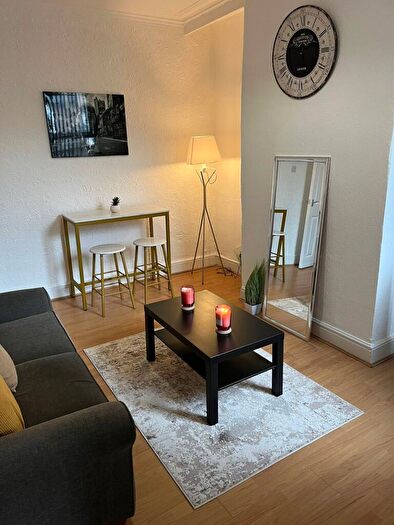4 Bedroom House To Rent In Ashford Street, Stoke-on-Trent, ST4