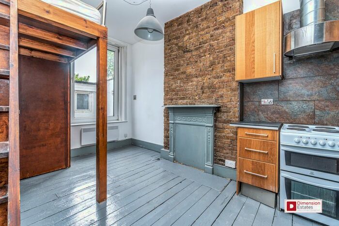 Studio To Rent In Upper Clapton Road, Upper Clapton, Hackney, E5