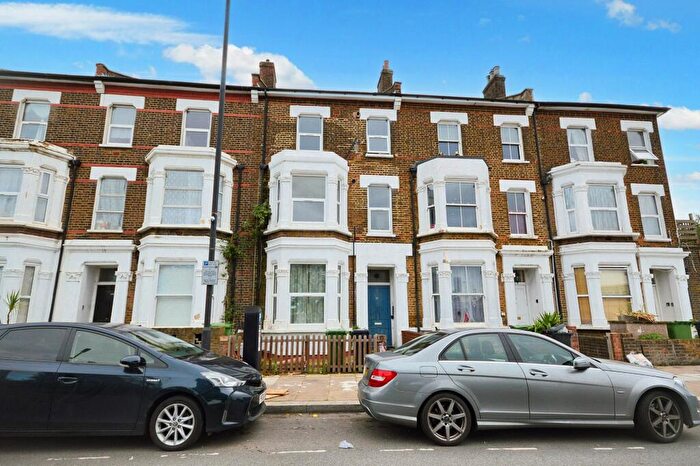 1 Bedroom Flat For Sale In B Scrubs Lane, Harlesden, London, NW10