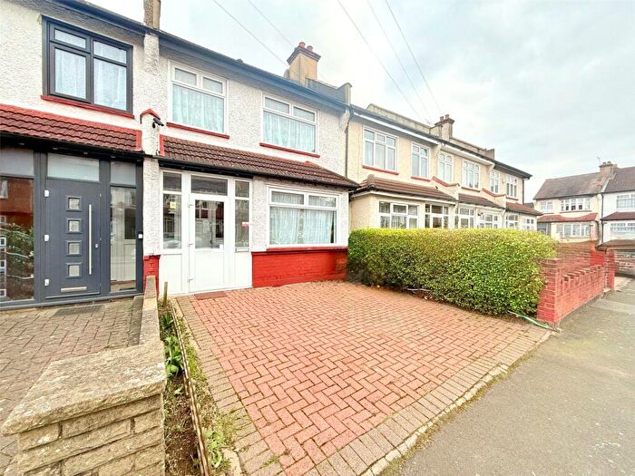 3 Bedroom Terraced House To Rent In Linden Avenue, Thornton Heath, CR7