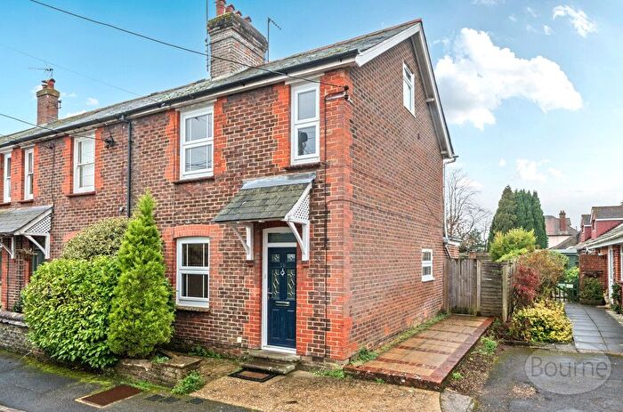 3 Bedroom End Of Terrace House For Sale In Shotterfield Terrace, Liss, Hampshire, GU33