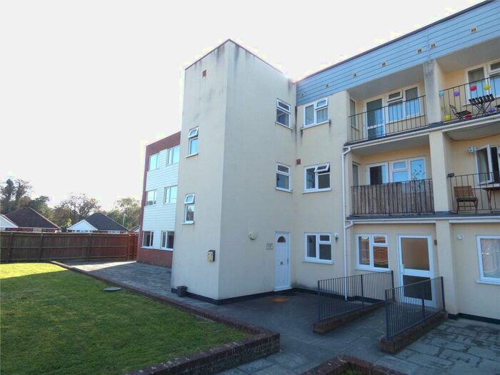 1 Bedroom Apartment To Rent In Badger Close, Bishopstoke, Eastleigh, Hampshire, SO50