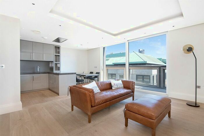 2 Bedroom Flat To Rent In Strand, London, WC2R