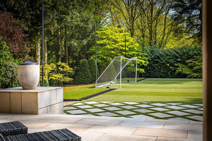 6 Bedroom Detached House For Sale In Barrow Lane, Hale, Altrincham, WA15