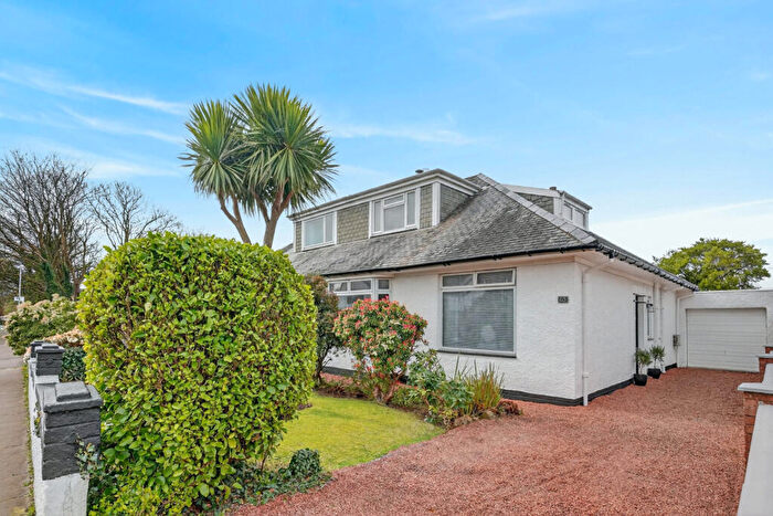 4 Bedroom Semi-Detached Bungalow For Sale In Brisbane Road, Largs, KA30