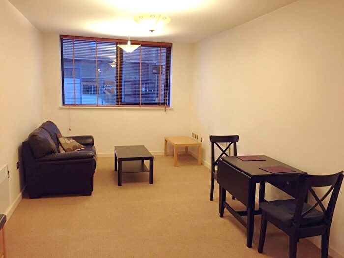 1 Bedroom Apartment To Rent In George Street, Birmingham, B3