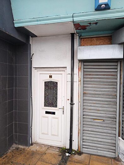 4 Bedroom Maisonette To Rent In Brookfield Terrace, Gateshead, NE10