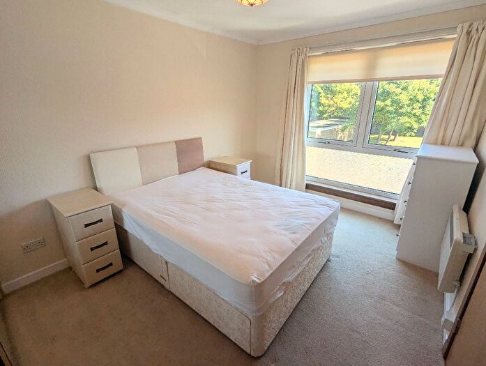 2 Bedroom Flat To Rent In Belvedere Park, Edinburgh, EH6