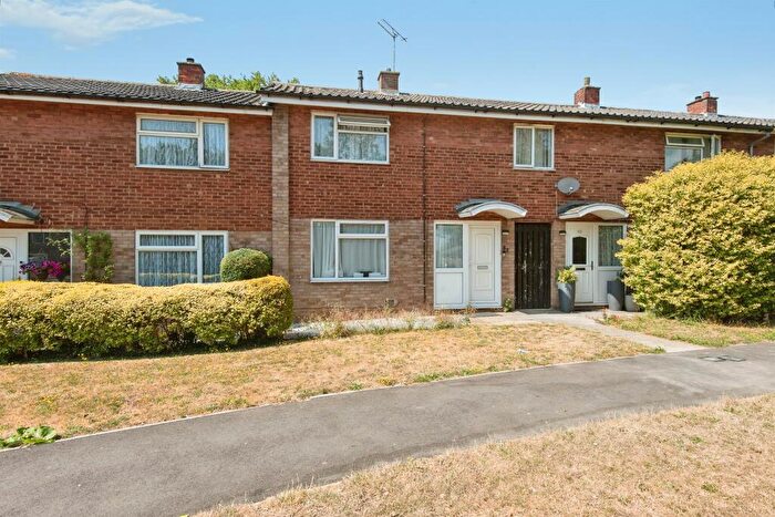 2 Bedroom Terraced House For Sale In Newton Road, Stevenage, SG2