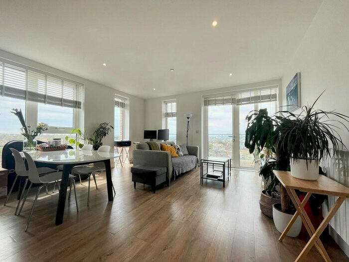 2 Bedroom Flat To Rent In Compton House, Victory Parade, Woolwich, London, SE18