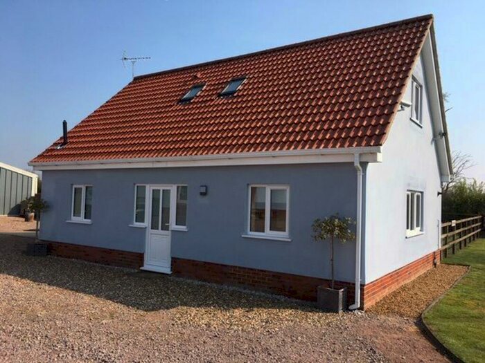 2 Bedroom Detached House To Rent In Reymerston, NR9