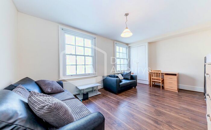 5 Bedroom Maisonette To Rent In Brecknock Road, Kentish Town, London, N7
