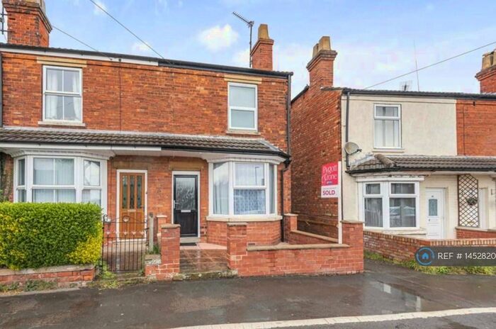 2 Bedroom End Of Terrace House To Rent In Grantham Road, Sleaford, NG34