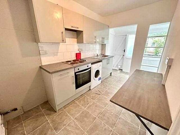 4 Bedroom House To Rent In Roedale Road, Brighton, BN1