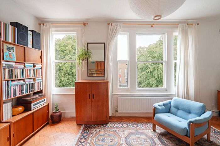 1 Bedroom Flat For Sale In London, SE15
