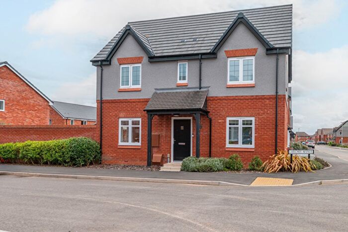 3 Bedroom Detached House For Sale In Larches Avenue, Tatenhill, DE13