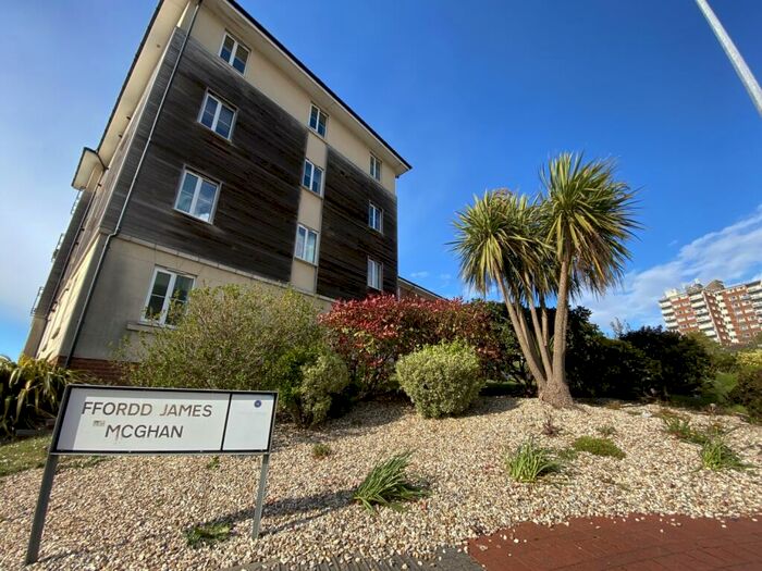 2 Bedroom Flat To Rent In Ffordd James McGhan, Cardiff Bay, CF11