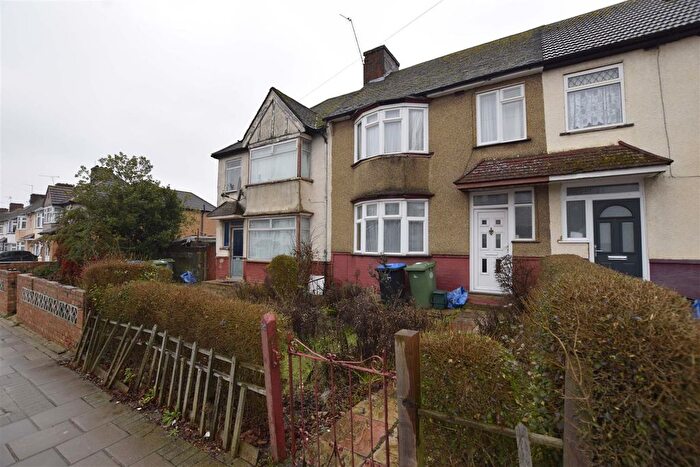 3 Bedroom Terraced House For Sale In Woodstock Road, Wembley, HA0