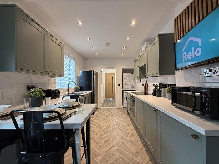 1 Bedroom Apartment To Rent In Lodge Road, Rugby, CV21
