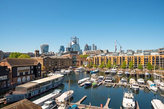 1 Bedroom Flat For Sale In Burr Close, London, E1W